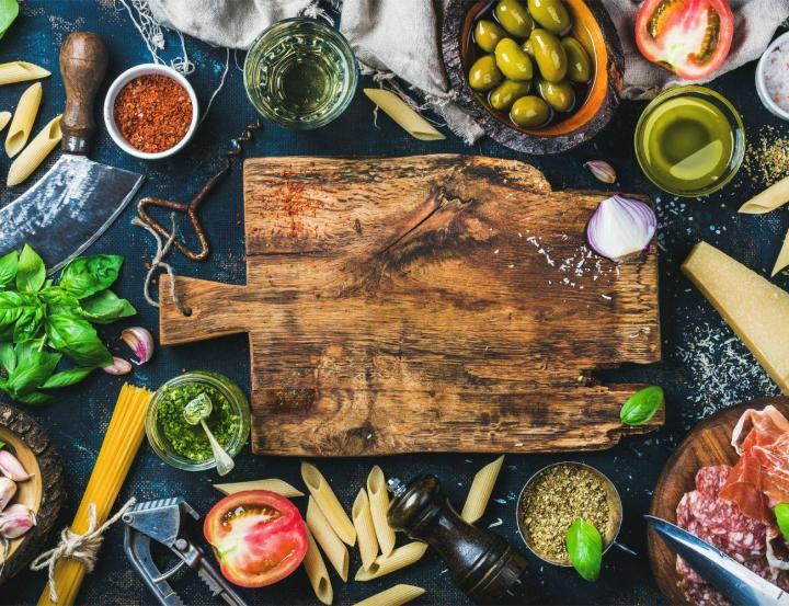 Une épicerie fine avec des produits de choix.